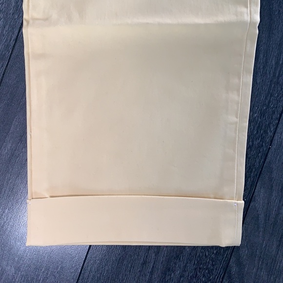 Men’s Land’s End Knockabout Chino in Soft Butter (Yellow) - Picture 2 of 3